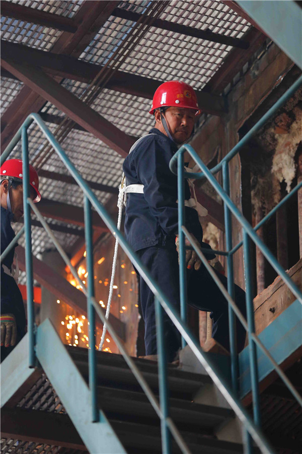 ΰ�¹���(victor1946)�ٷ���վ-Officials Website